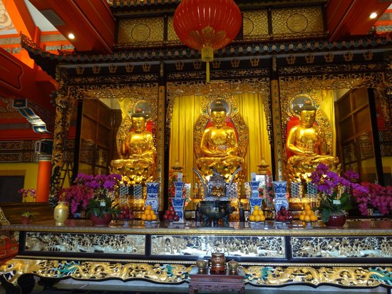 Main Hall of Po Lin Monastery