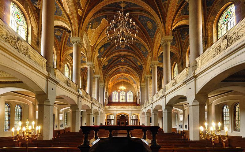 Interior of Great Synagogue