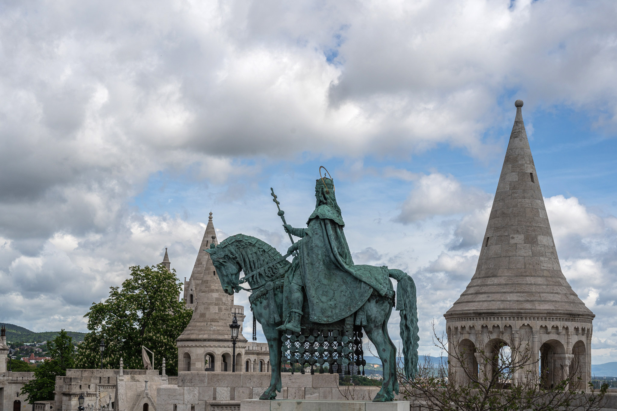 Fishermen's Bastion and Statue of St. Stephen