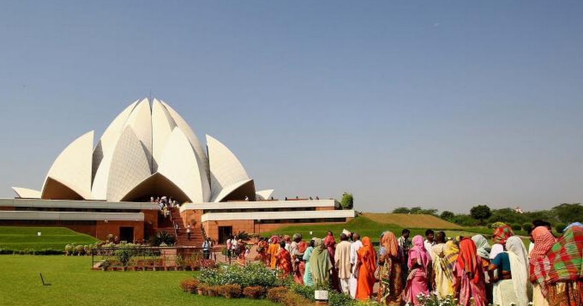 Crowd Entering Lotus Temple