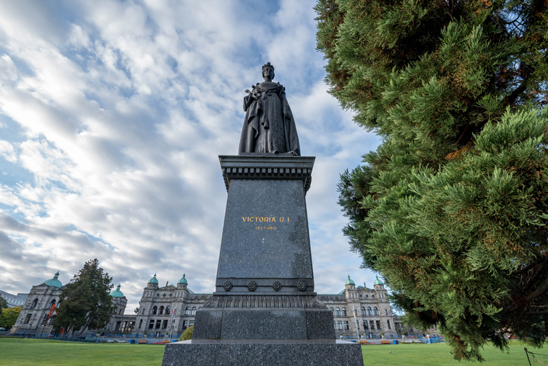 Statue of Queen Victoria