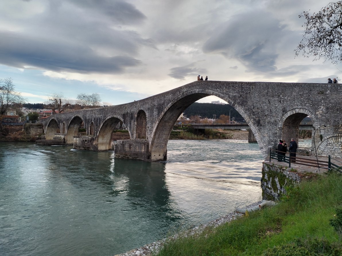 Arta Bridge