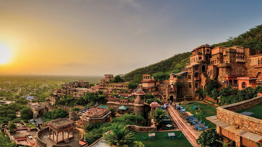 Neemrana Fort Palace