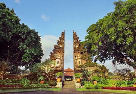Nusa Dua Beach Hotel and Spa, temple