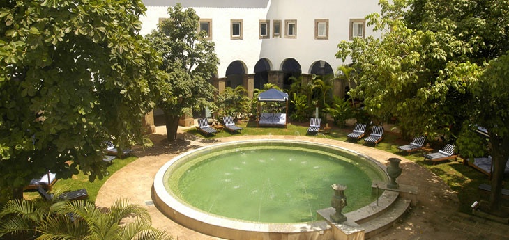 Pool and Garden at Convento do Carmo Hotel